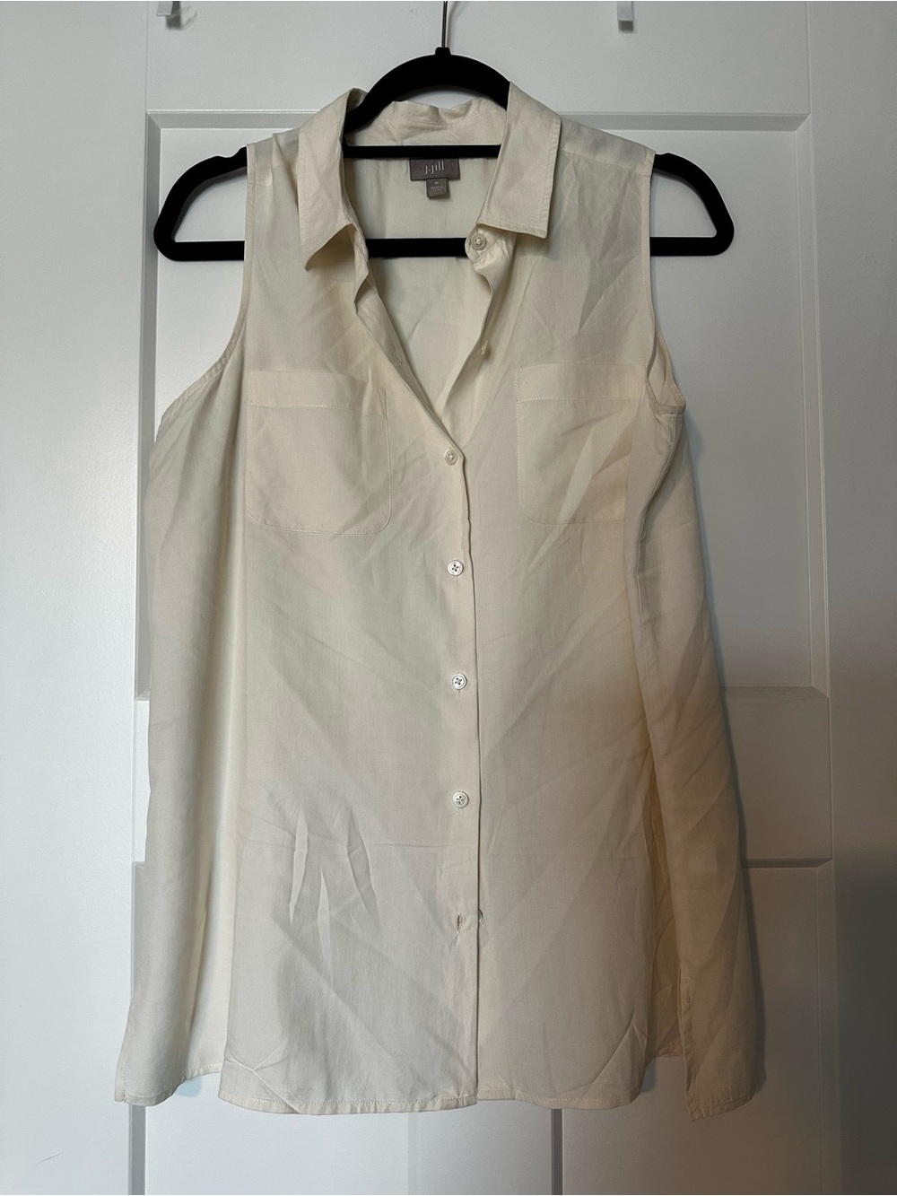 J. Jill Sleeveless Silk Button-Front Blouse in Ivory Cream